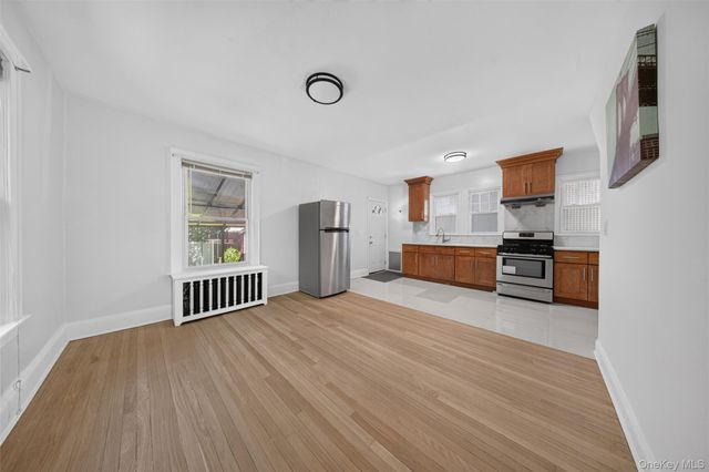 27-30 165th Street, Flushing, NY 11358