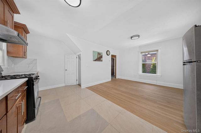 27-30 165th Street, Flushing, NY 11358