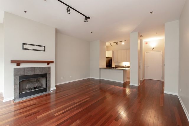 130 S CANAL Street 310, Chicago, IL 60606
