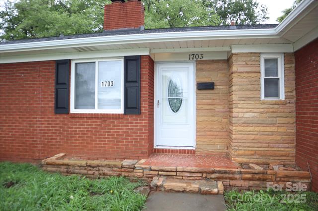 1703 Tyvola Road, Charlotte, NC 28210