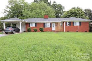 1703 Tyvola Road, Charlotte, NC 28210