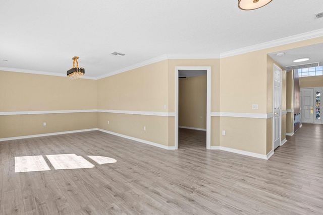 137 MILESTONE DRIVE, Haines City, FL 33844