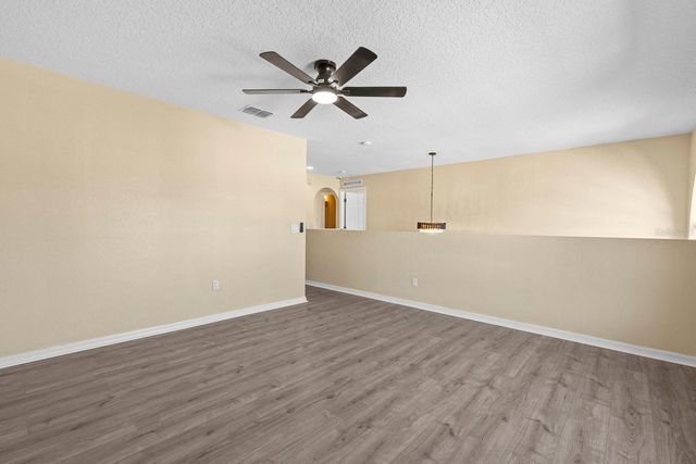 137 MILESTONE DRIVE, Haines City, FL 33844