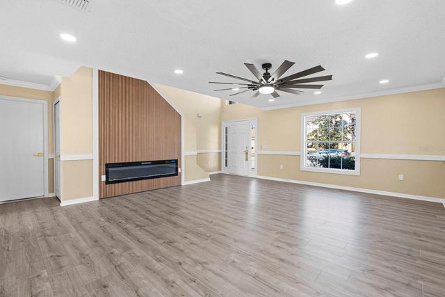 137 MILESTONE DRIVE, Haines City, FL 33844