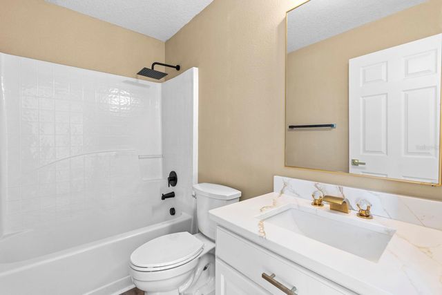 137 MILESTONE DRIVE, Haines City, FL 33844