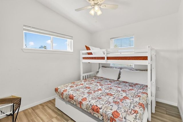 613 Sandpiper Circ, Port Aransas, TX 78373