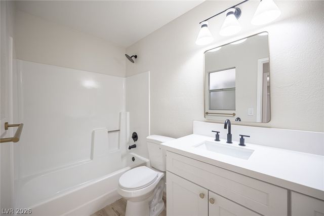 2323 El Cerrito Circle, Las Vegas, NV 89108
