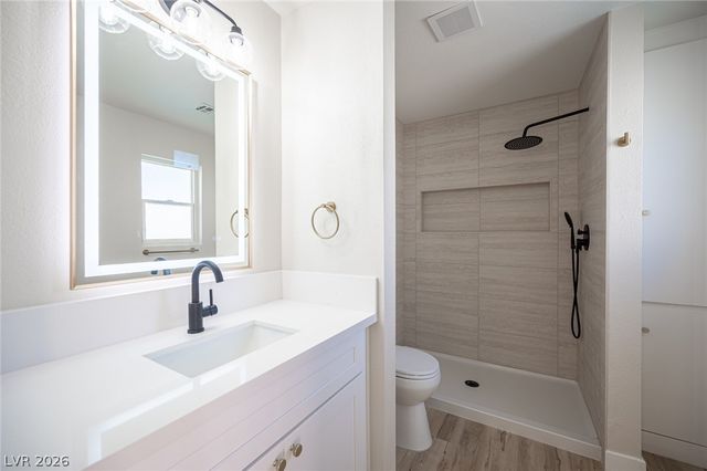 2323 El Cerrito Circle, Las Vegas, NV 89108