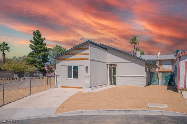 2323 El Cerrito Circle, Las Vegas, NV 89108