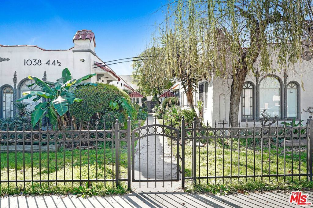 Image 2 of property listing at 1038 W 57th Street, Los Angeles, CA 90037