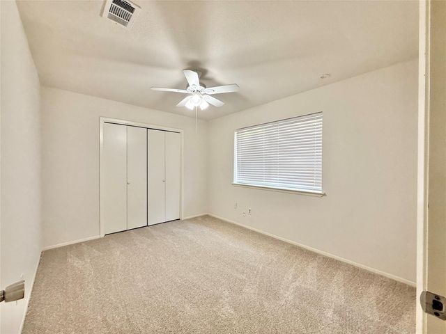 16 Rock Pine Court, The Woodlands, TX 77381