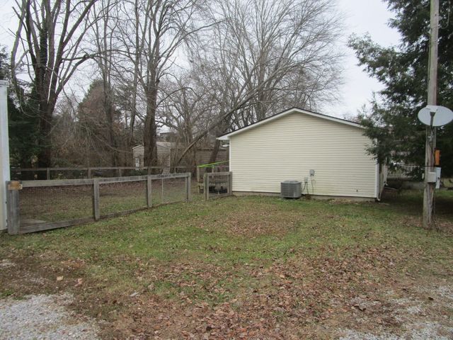 1191 Scaffold Cane Road, Berea, KY 40403