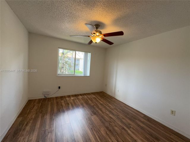 470 S Park Rd 7-203, Hollywood, FL 33021
