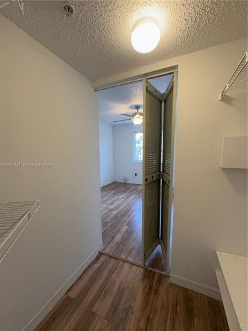 470 S Park Rd 7-203, Hollywood, FL 33021