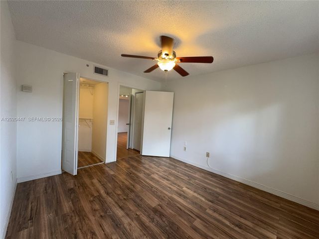 470 S Park Rd 7-203, Hollywood, FL 33021