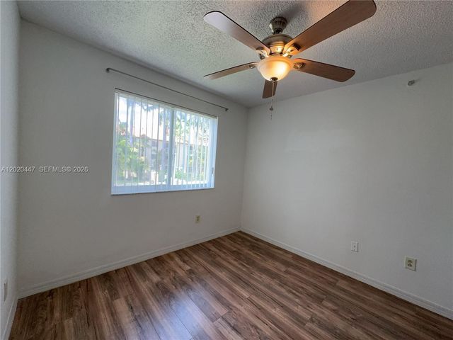 470 S Park Rd 7-203, Hollywood, FL 33021