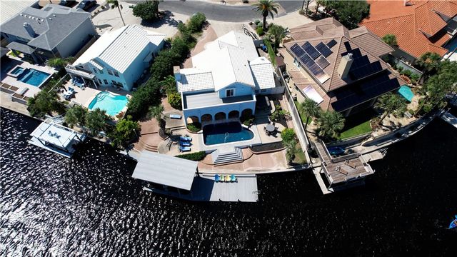 15906 Palo Seco Dr, Corpus Christi, TX 78418