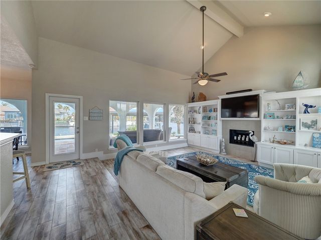 15906 Palo Seco Dr, Corpus Christi, TX 78418