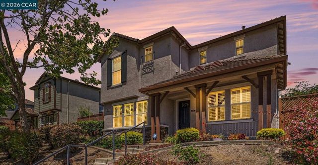 586 Dutch Elm Dr, Hercules, CA 94547