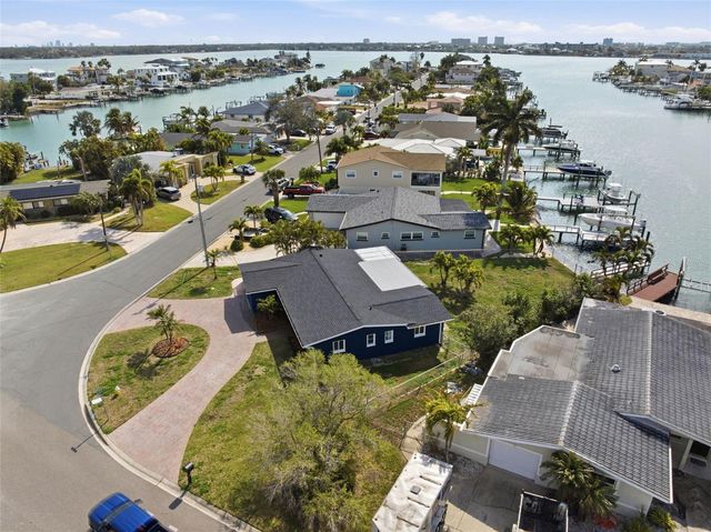 785 115TH AVENUE, Treasure Island, FL 33706