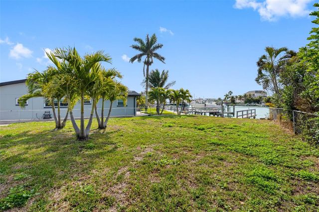 785 115TH AVENUE, Treasure Island, FL 33706
