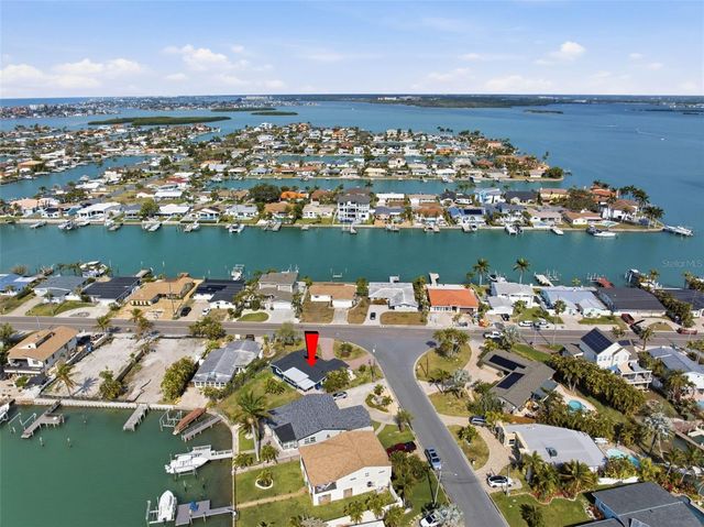 785 115TH AVENUE, Treasure Island, FL 33706