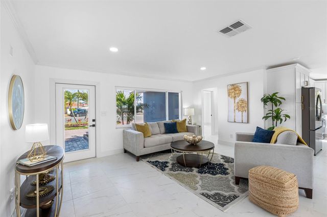 785 115TH AVENUE, Treasure Island, FL 33706