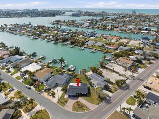 785 115TH AVENUE, Treasure Island, FL 33706