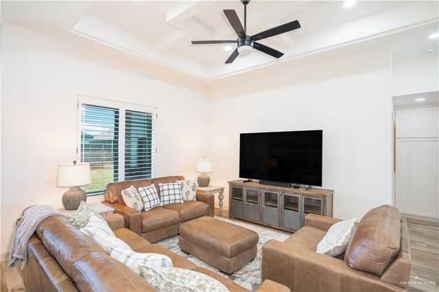 4205 S Carter Avenue, Edinburg, TX 78542