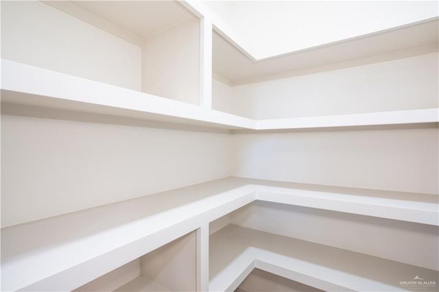 4205 S Carter Avenue, Edinburg, TX 78542