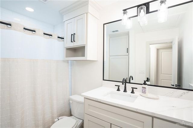 4205 S Carter Avenue, Edinburg, TX 78542