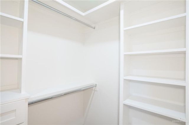 4205 S Carter Avenue, Edinburg, TX 78542