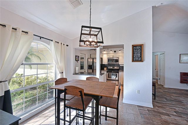 5509 18TH AVENUE E, Bradenton, FL 34208