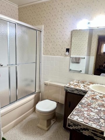 3414 Parkway BOULEVARD, Two Rivers, WI 54241