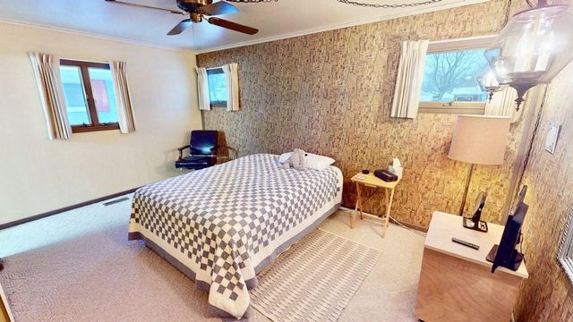 3414 Parkway BOULEVARD, Two Rivers, WI 54241