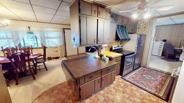 3414 Parkway BOULEVARD, Two Rivers, WI 54241