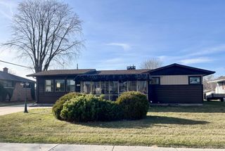 3414 Parkway BOULEVARD, Two Rivers, WI 54241