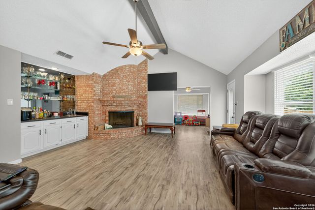 3413 Foxbriar, Schertz, TX 78108