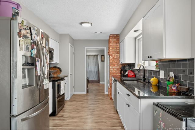 3413 Foxbriar, Schertz, TX 78108