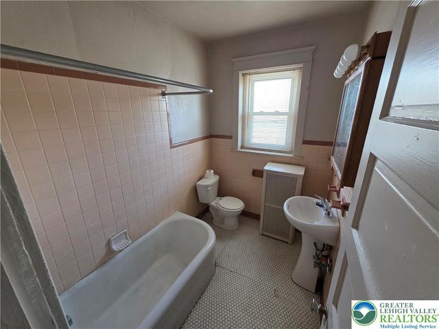 223 South 15th Street, Allentown City, PA 18102