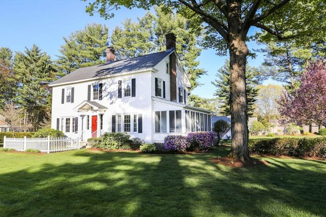 32 Spruce St, Westfield, MA 01085