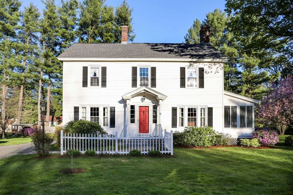 32 Spruce St, Westfield, MA 01085