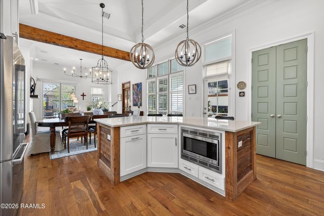 106 Montego Bay Drive, Youngsville, LA 70592