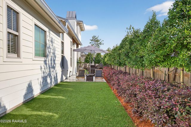 106 Montego Bay Drive, Youngsville, LA 70592