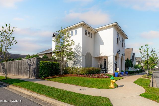 106 Montego Bay Drive, Youngsville, LA 70592