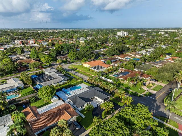 4730 Taylor St, Hollywood, FL 33021