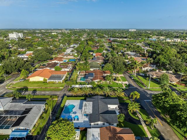 4730 Taylor St, Hollywood, FL 33021