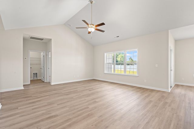 202 Stillbrook Dr., Longs, SC 29568
