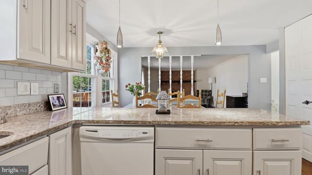 11201 LAKE BREEZE, North Potomac, MD 20878