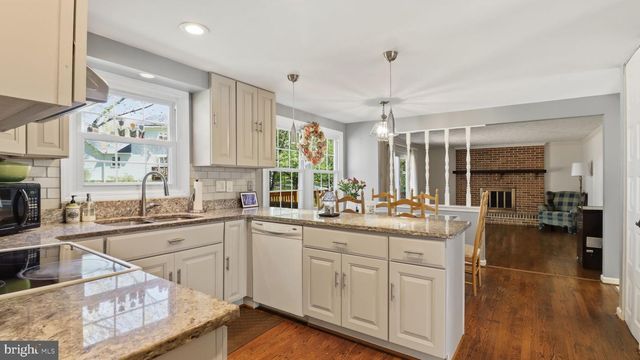 11201 LAKE BREEZE, North Potomac, MD 20878